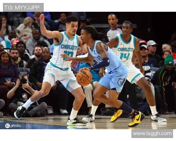 黄蜂vs灰熊前瞻：黄蜂剑指4连胜，灰熊缺兵少将恐难止连败