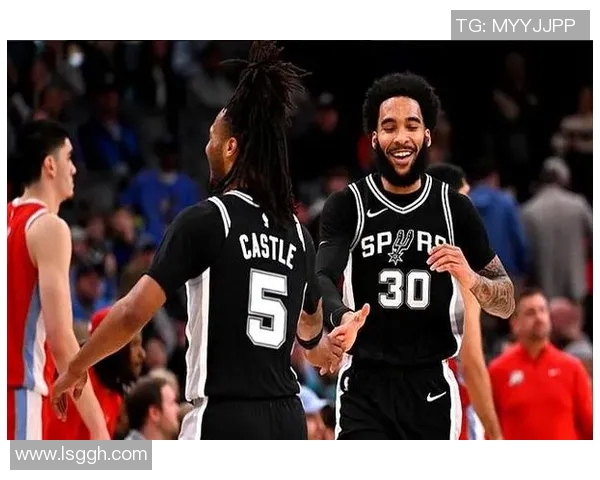 [2026年02月13日] 马刺队迎来双喜临门：福克斯替补入选全明星，索汉预计签约尼克斯