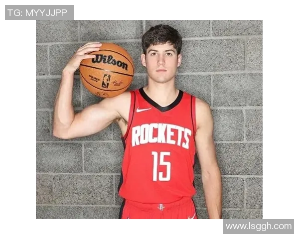 三分大赛决赛，康-克尼普尔得到17分